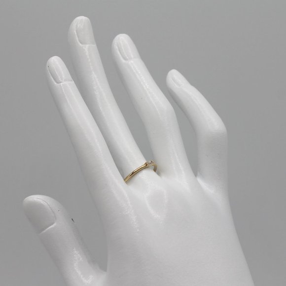 Thin 14kt yellow gold ring band sz 6.5 moissanite - Picture 5 of 7